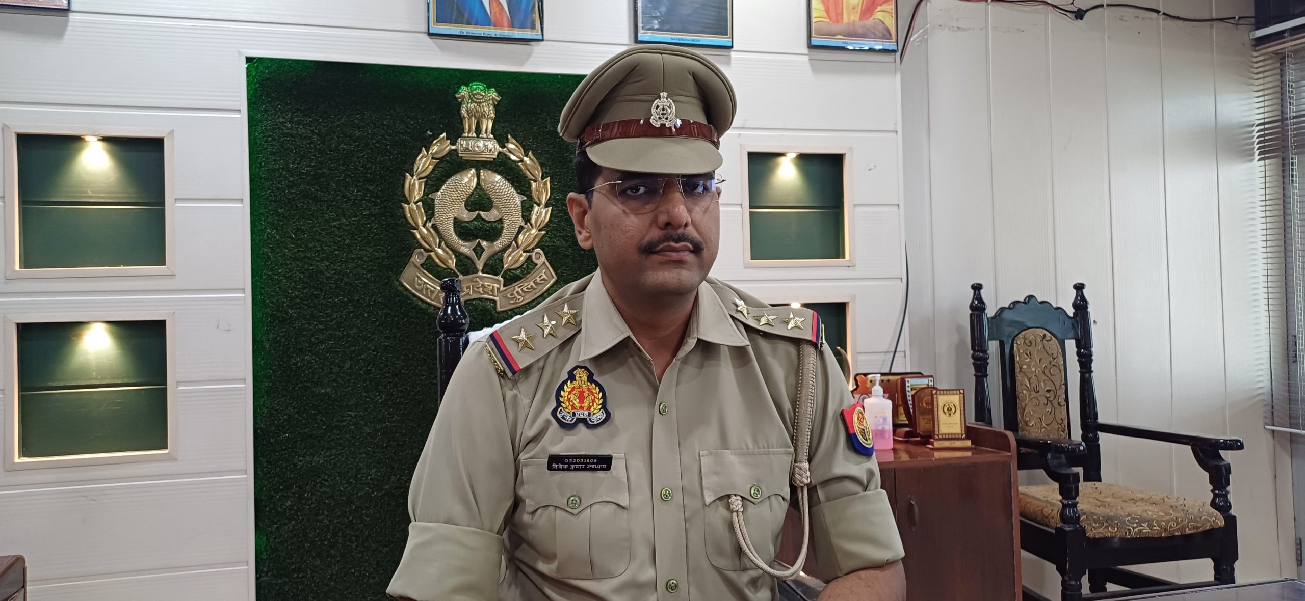 सिल्वर पदक पाने वाले इंस्पेक्टर विवेक उपाध्याय